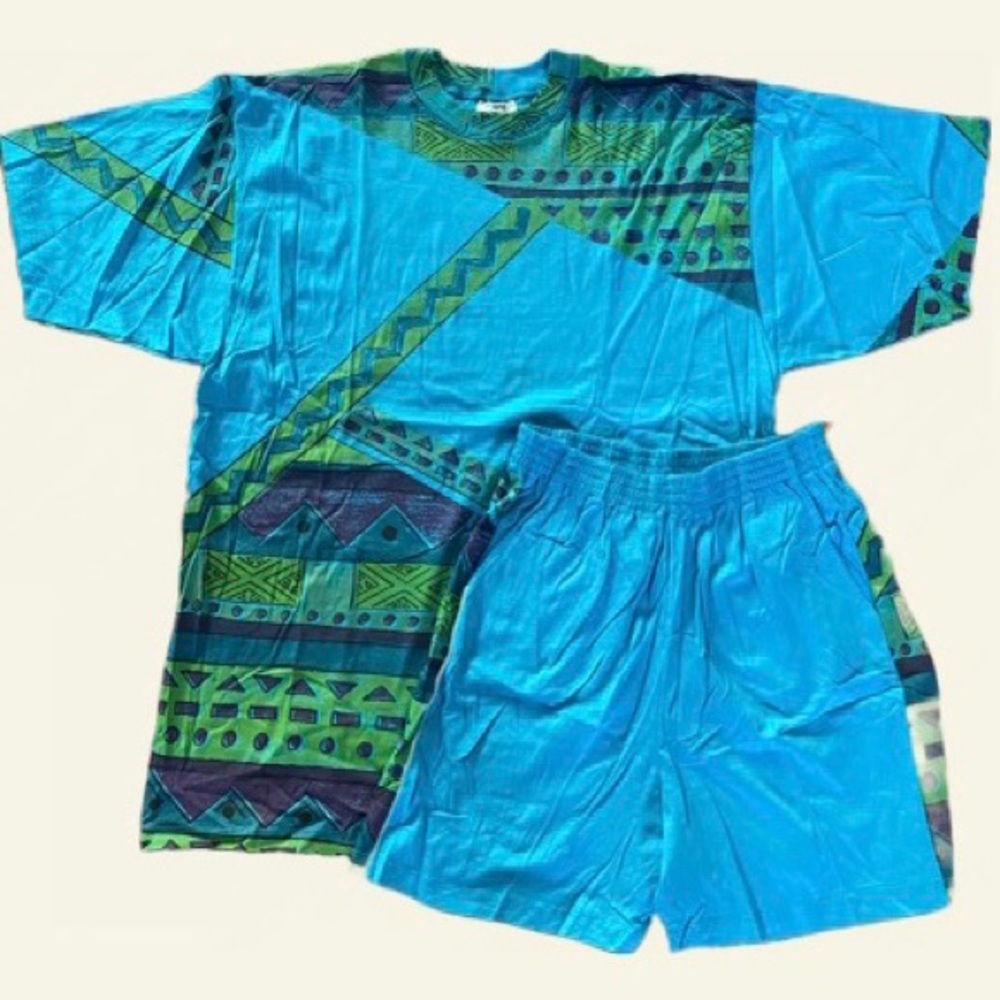 NEW 90’s VINTAGE GEOMETRIC T-SHIRT / SHORT SET